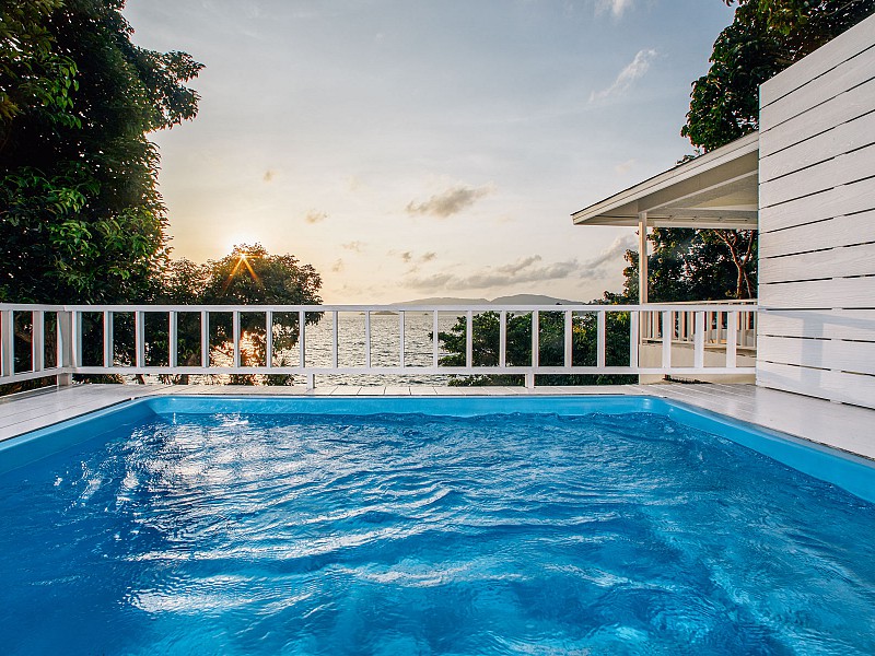 Deluxe Ocean Pool Villa