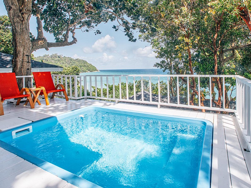 Deluxe Family Ocean Pool Villa