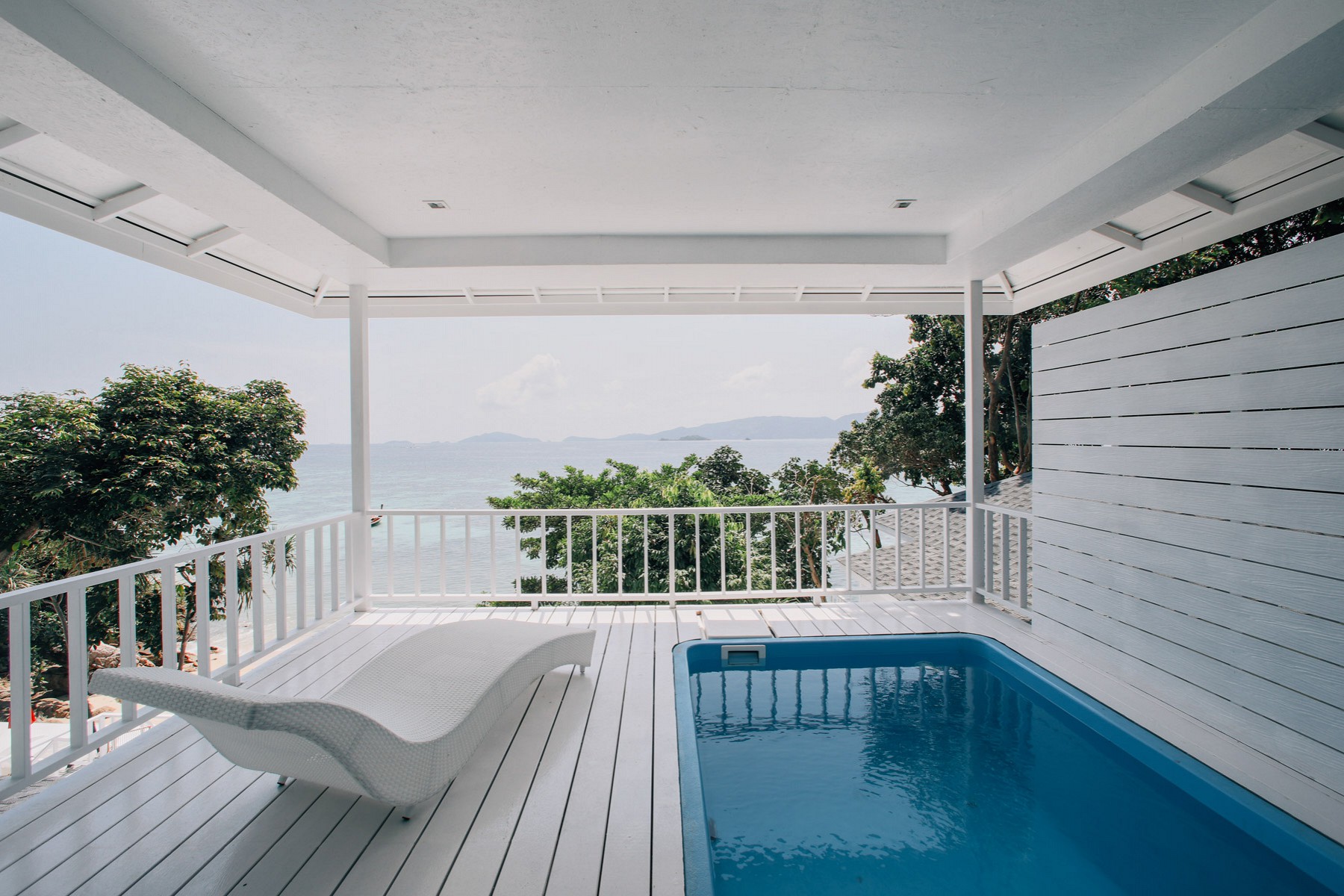 Deluxe Family Ocean Pool Villa