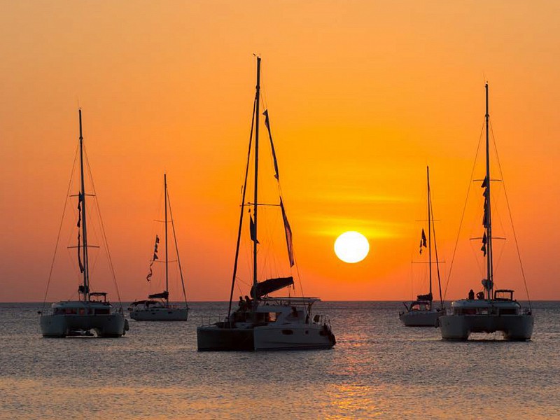 Sunset Catamaran Join Trip